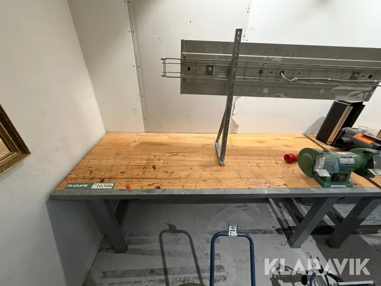 Billede 1 - Arbejdsbord/bænk