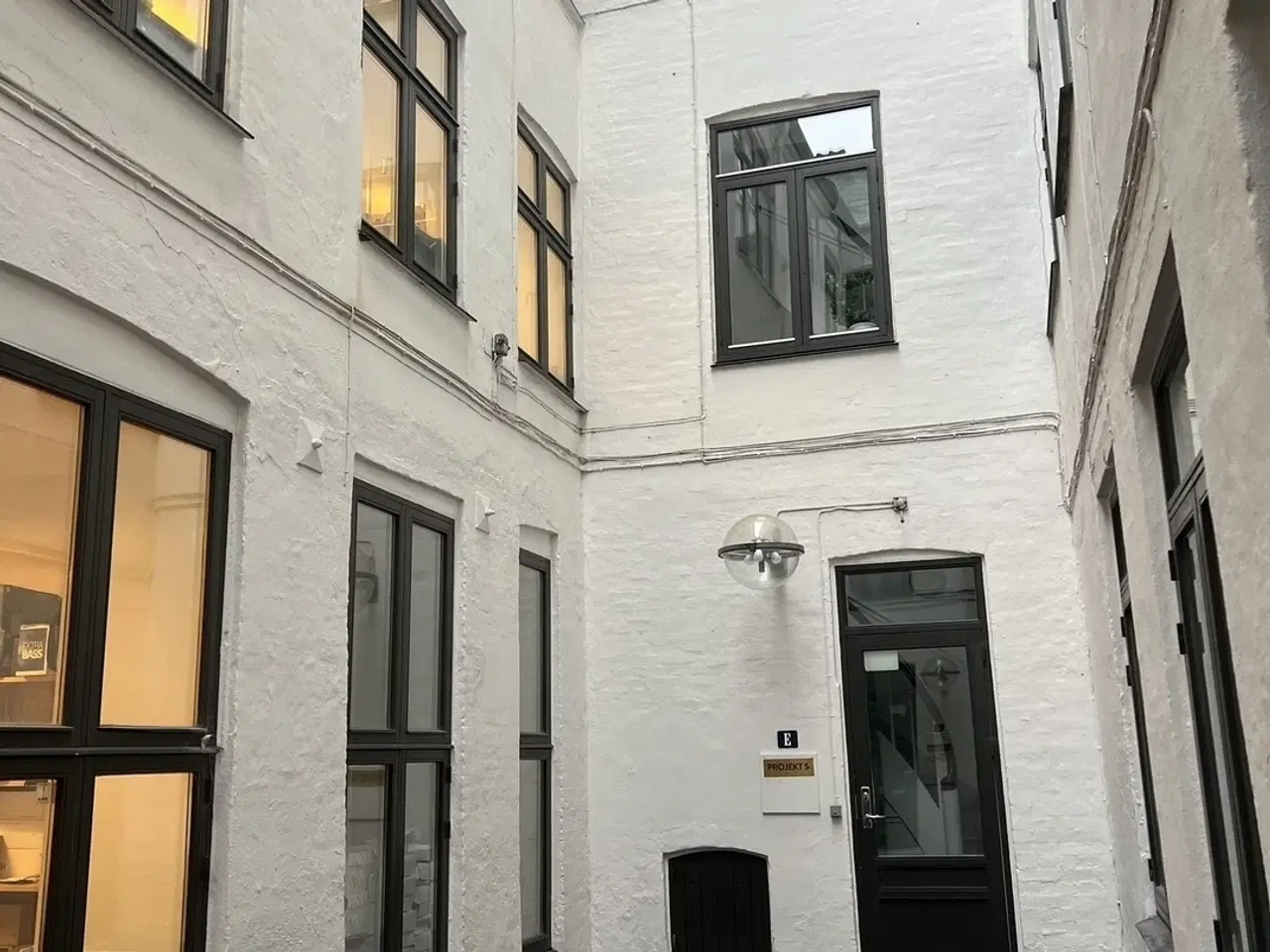 Billede 1 - Charmerende rustikt kontor/atelier på Bredgade