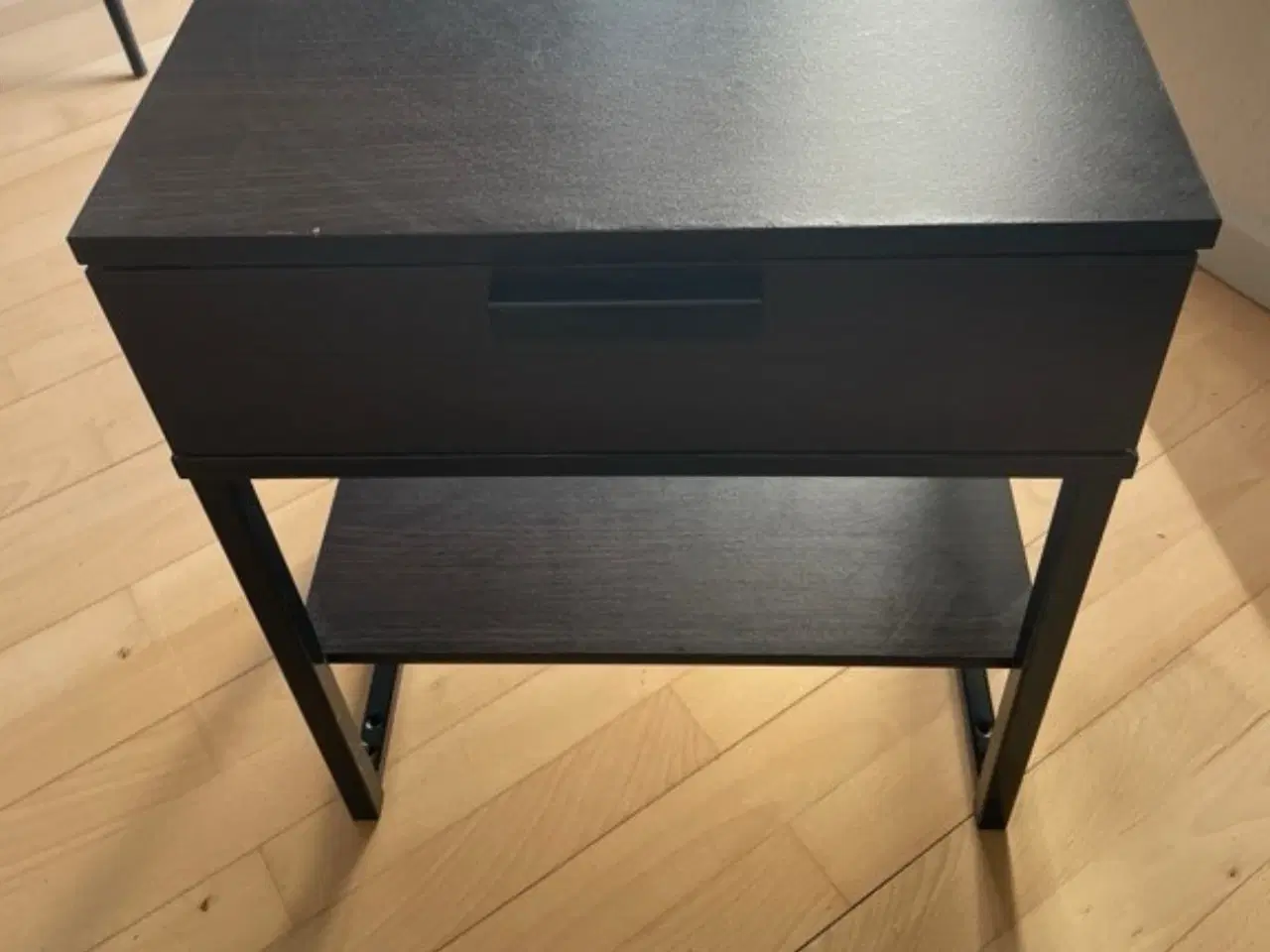 Billede 1 - Natbord