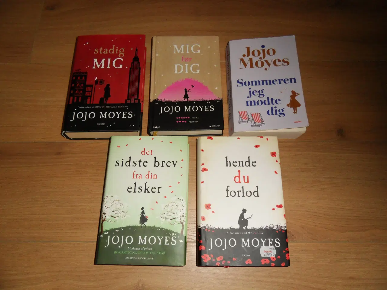 Billede 1 - JoJo Moyes. Mig før dig. Hende du forlod. Stadig m
