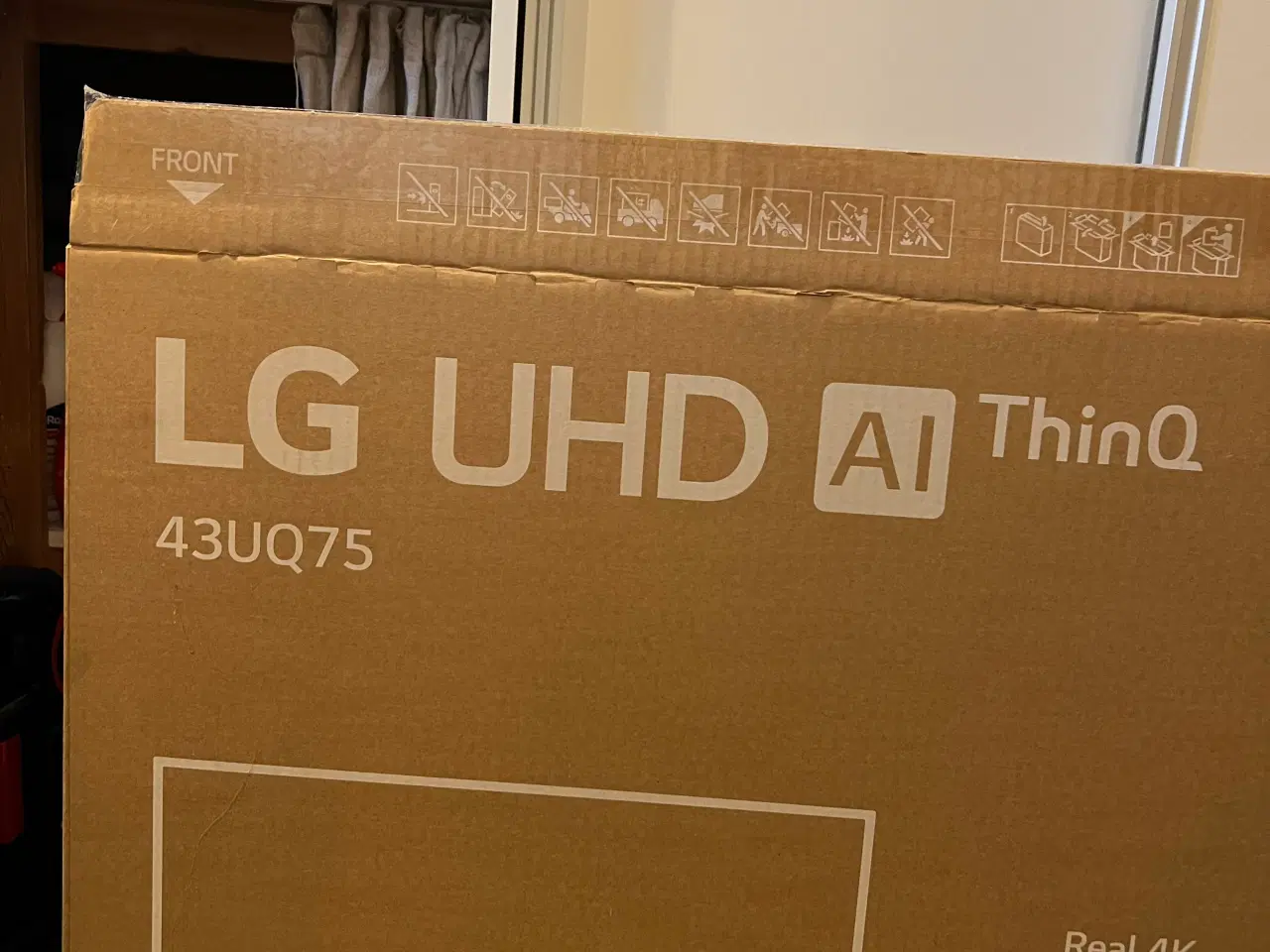 Billede 1 - Velholdt - 3,5 år gammelt LG 4K 