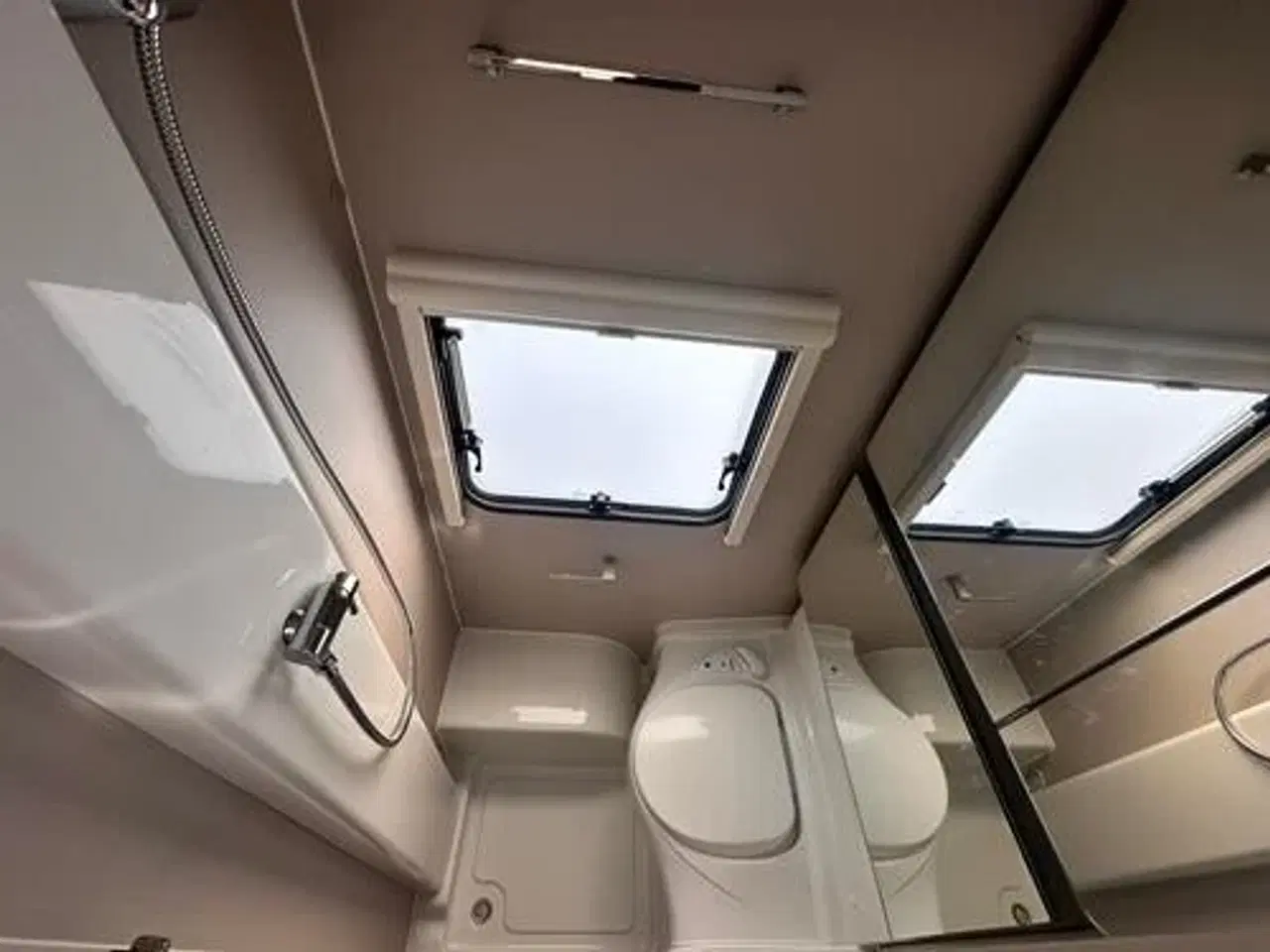 Billede 9 - Adria ADORA 502 UL