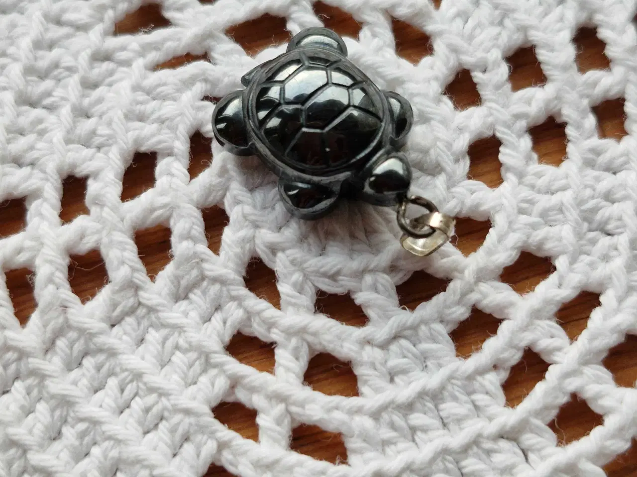 Billede 1 - Vedhæng til halskæde i blodsten 