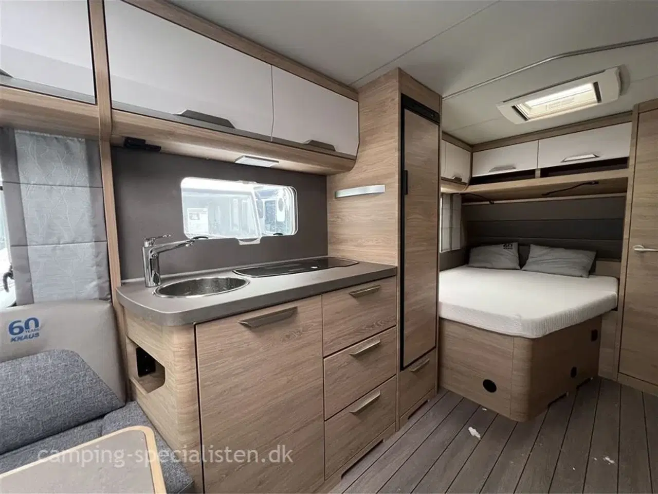 Billede 11 - 2022 - Knaus Südwind 500 FU "60 Years Celebration"   Knaus Südwind 500 FU 60 Years Celebration 2022 - Se den nu hos Camping-Specialisten.dk