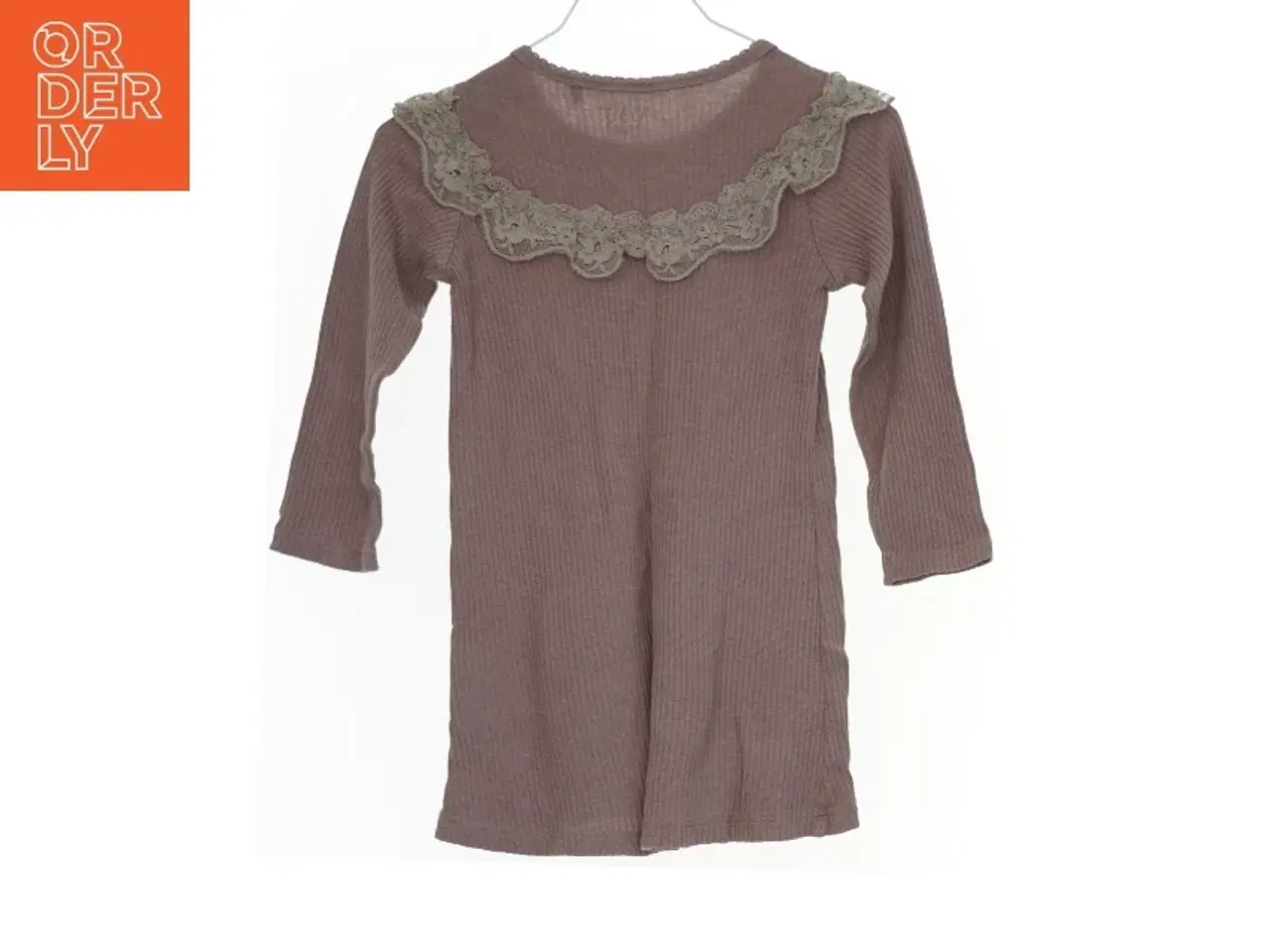 Billede 2 - Langærmet trøje med blonder fra VRS (str. 92)