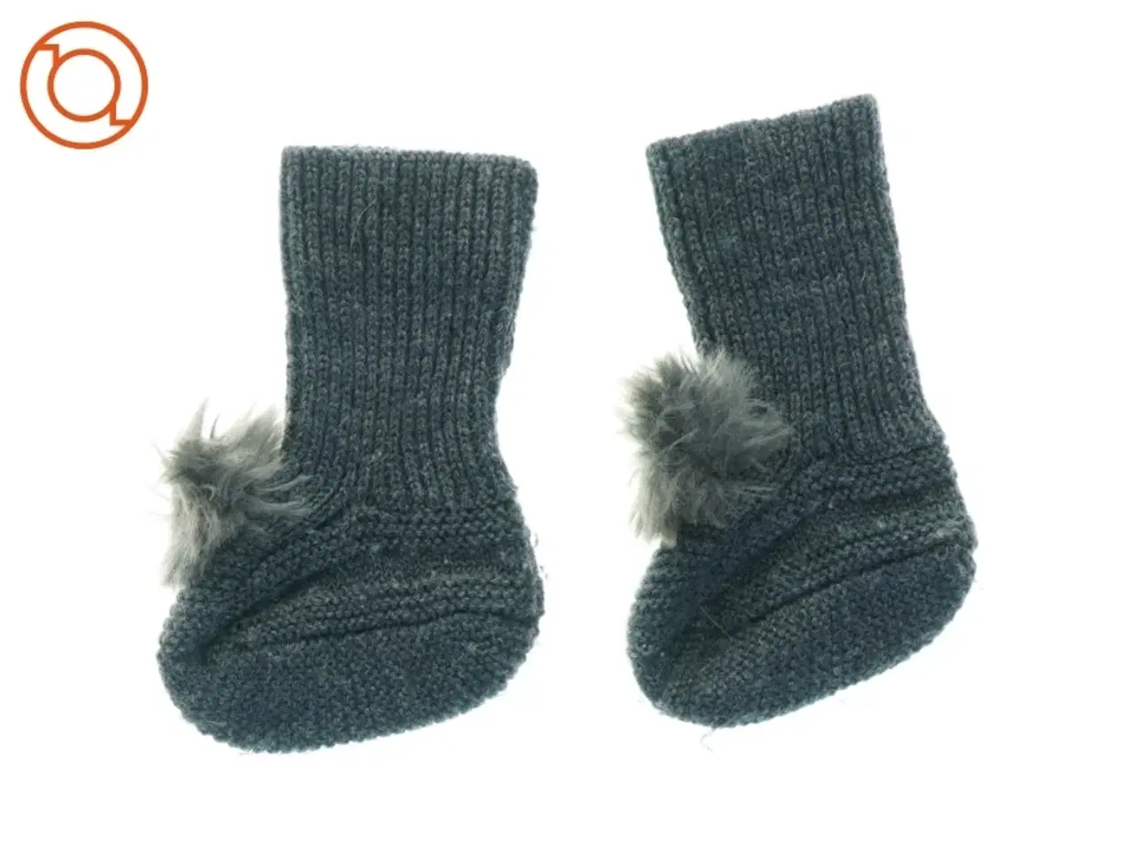 Billede 1 - Strikkede babyfutter med pelskvast (str. Udvendig så 10 cm)