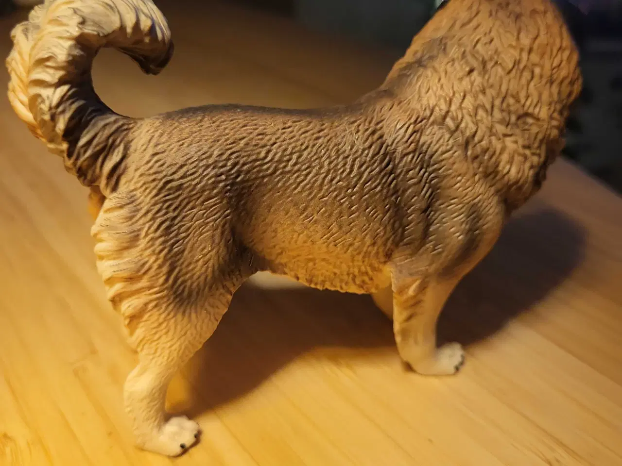 Billede 5 - Lille Kaukasisk Hyrdehundsfigur