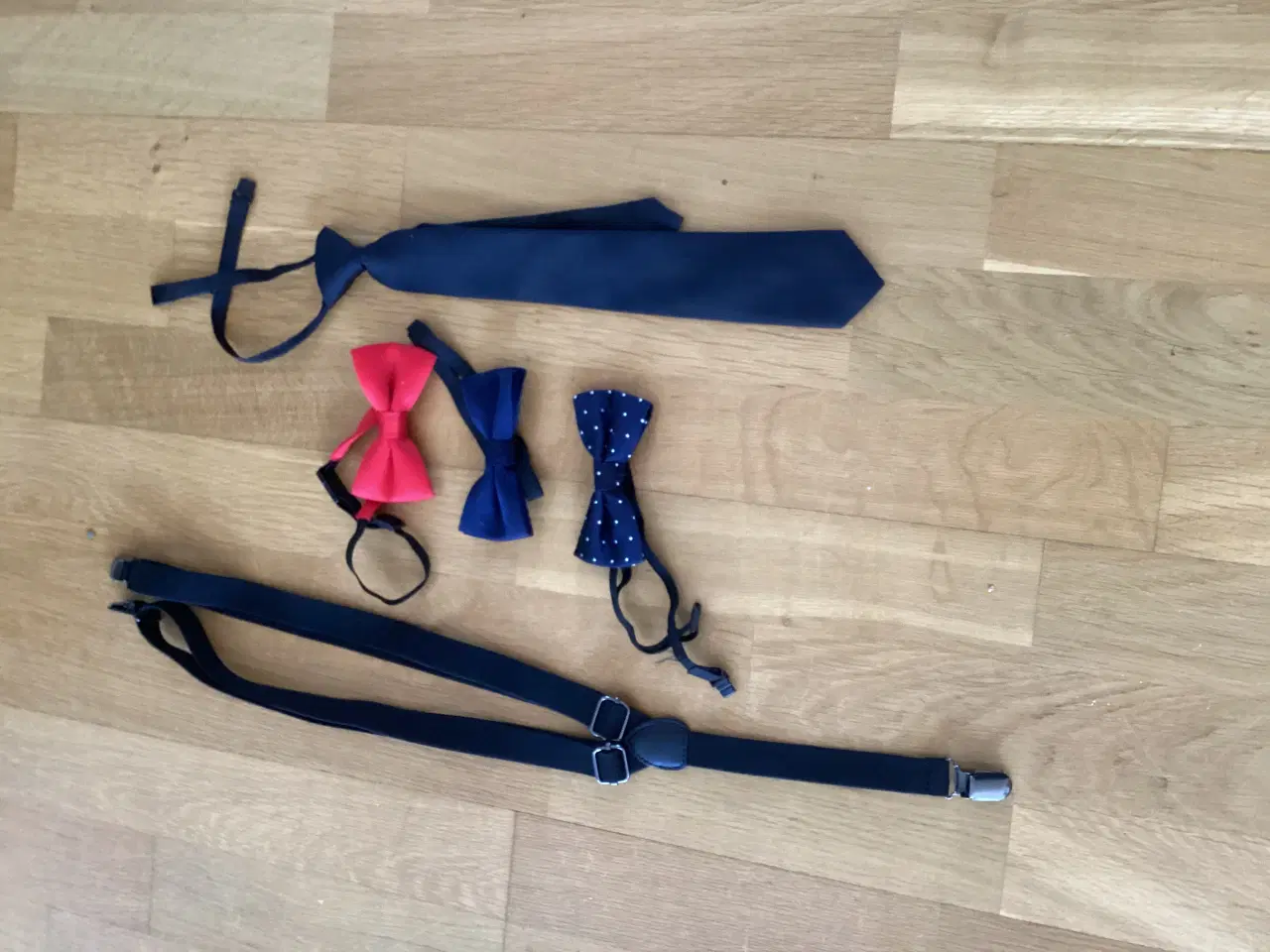 Billede 4 - Drengepakke 10-12 år.