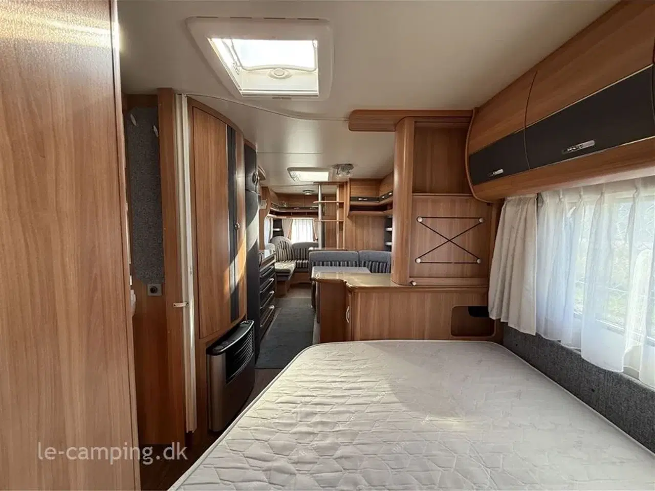 Billede 2 - 2011 - Hobby De Luxe 650 KMFe