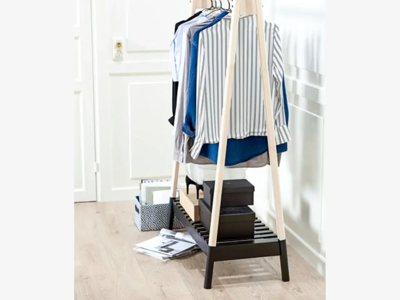 Billede 2 - Tøjstativ Jennet Jysk