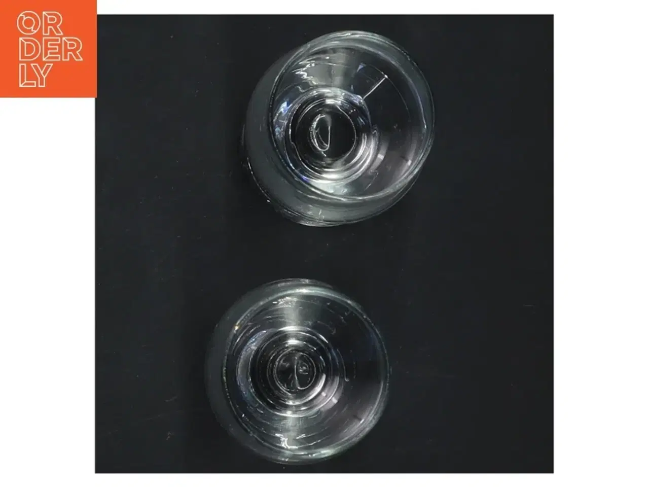 Billede 2 - Små glas på fod (str. 7,5x4 cm)