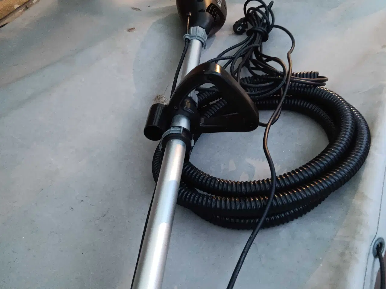 Billede 2 - Bassin vandsuger mrk HOZELOCK 