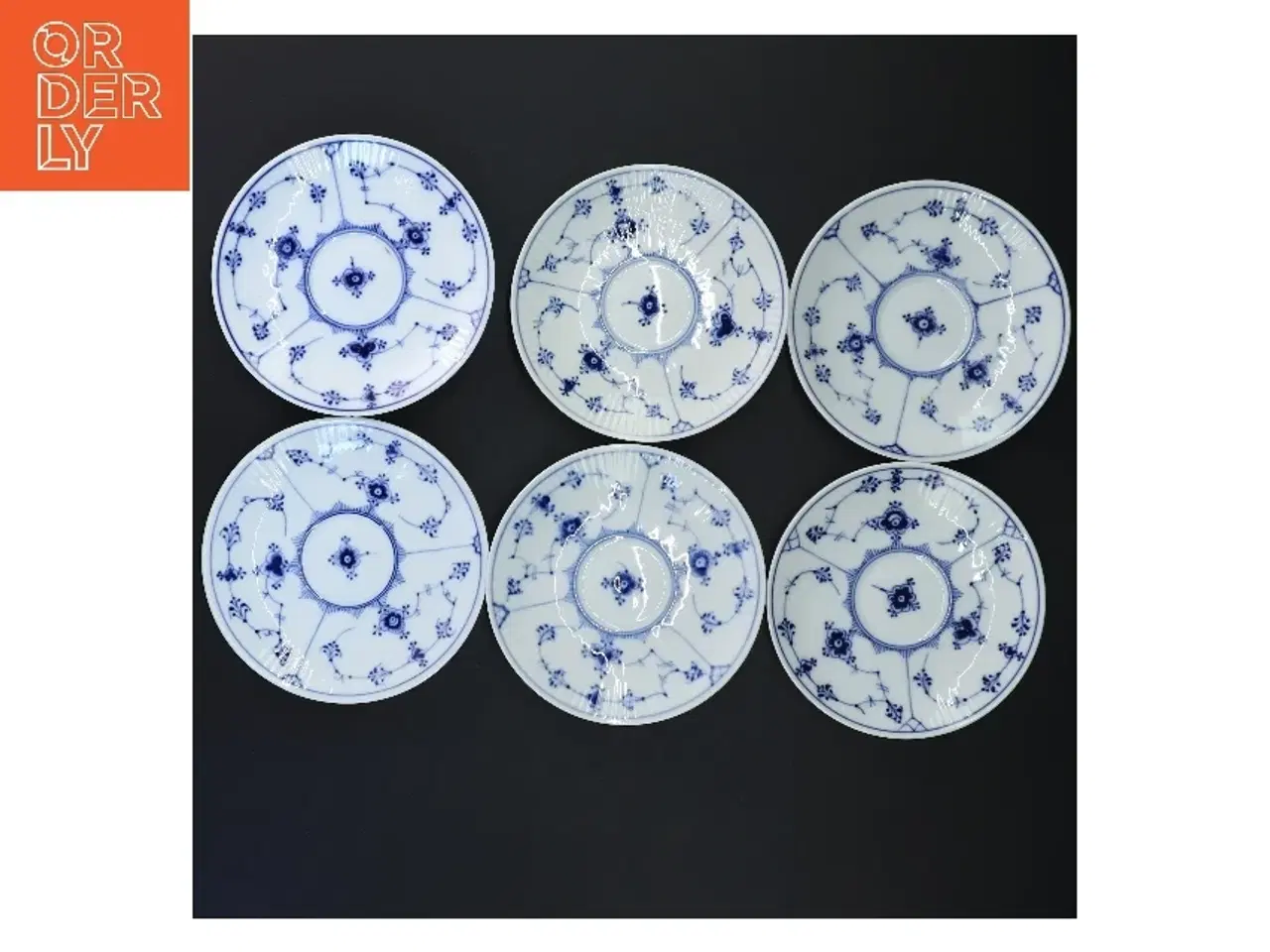 Billede 5 - Kaffekopper og underkopper i porcelæn, musselmalede, fra Royal Copenhagen (str. Ø 12 og Ø 6,5 cm)