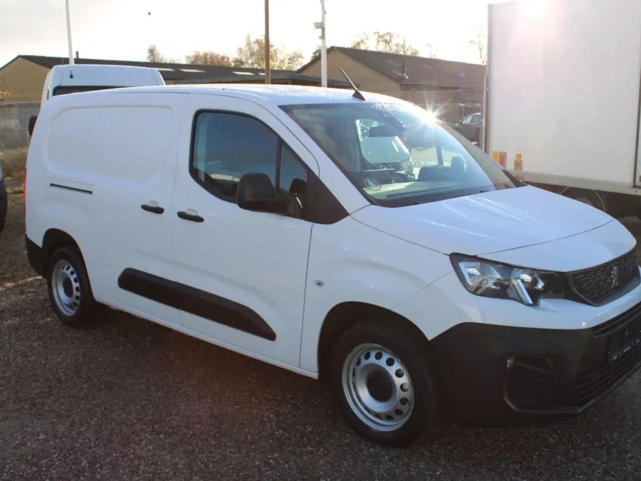 Billede 3 - Peugeot Partner 1,5 BlueHDi 100 L2V2 Plus Van