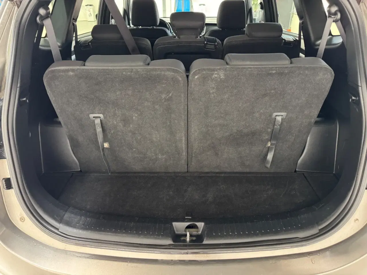 Billede 7 - Kia Carens 1,7 CRDi 141 Premium DCT 7prs