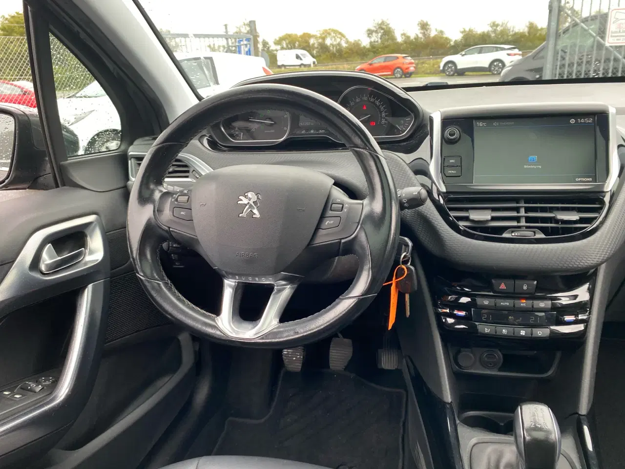 Billede 10 - Peugeot 2008 1,6 BlueHDi Selection Sky 100HK 5d