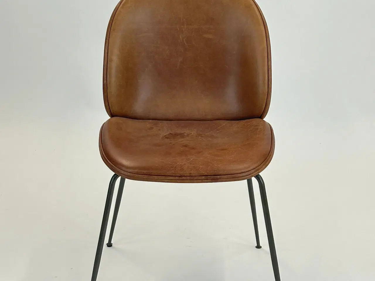 Billede 3 - GUBI | Beetle Chair (Brun)