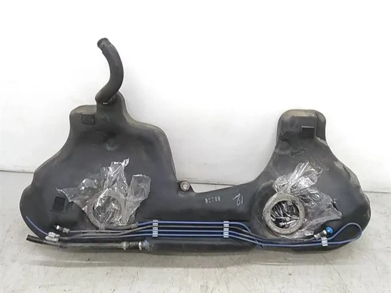 Billede 1 - Tank Benzin B16116766940 BMW E46