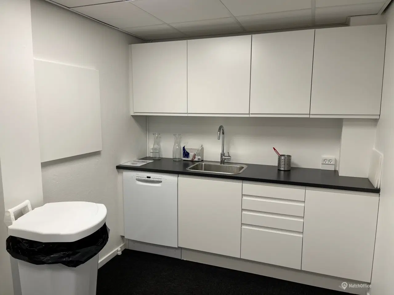 Billede 18 - Lej jeres helt eget afsnit i vores veletableret kontorfællesskab m. fælles mødefaciliteter