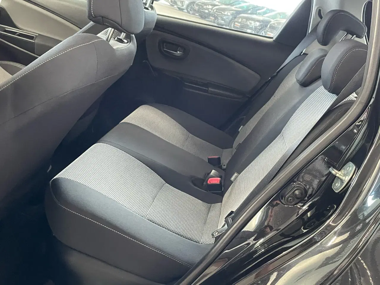 Billede 11 - Toyota Yaris 1,5 Hybrid H2 E-CVT 100HK 5d Trinl. Gear