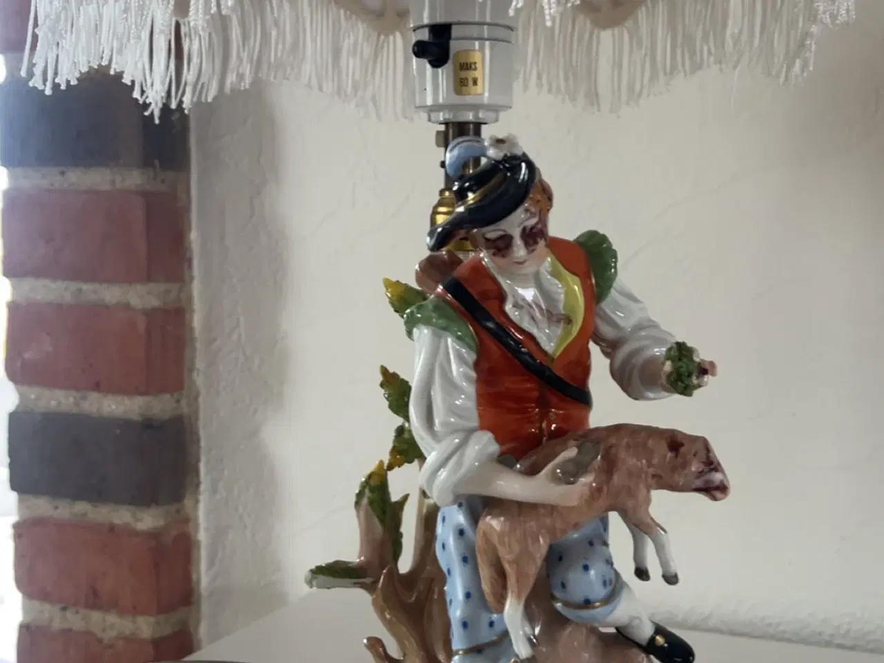 Billede 1 - Fin bordlampe med fårehyrde