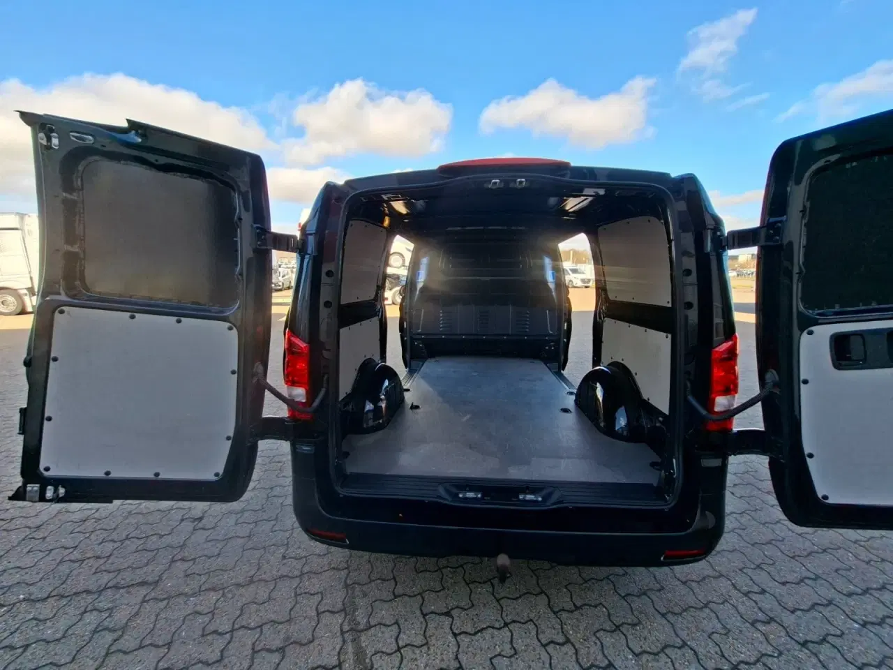 Billede 7 - Mercedes Vito 114 2,0 CDi A2 Kassevogn PRO aut. RWD