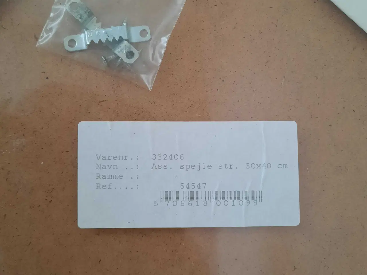 Billede 3 - Vægspejl med sølvramme 