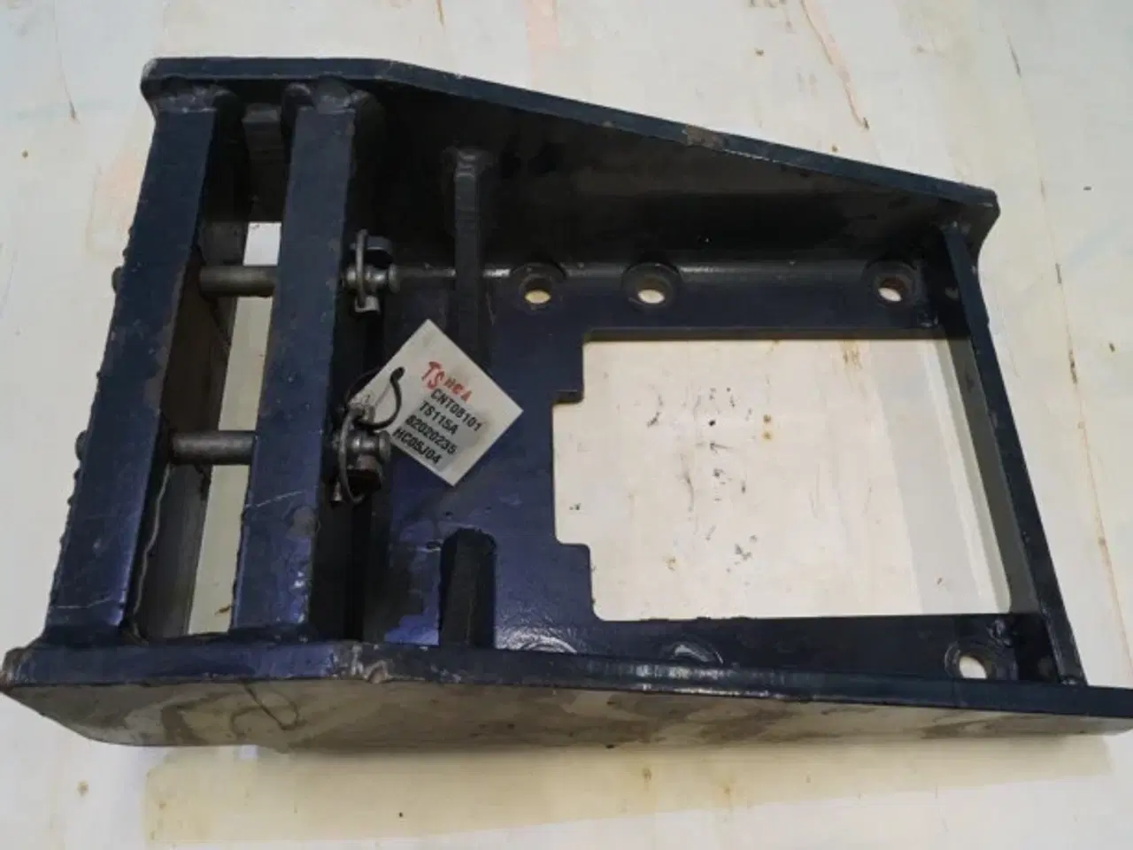 Billede 7 - New Holland TS115 Ophæng 82020235