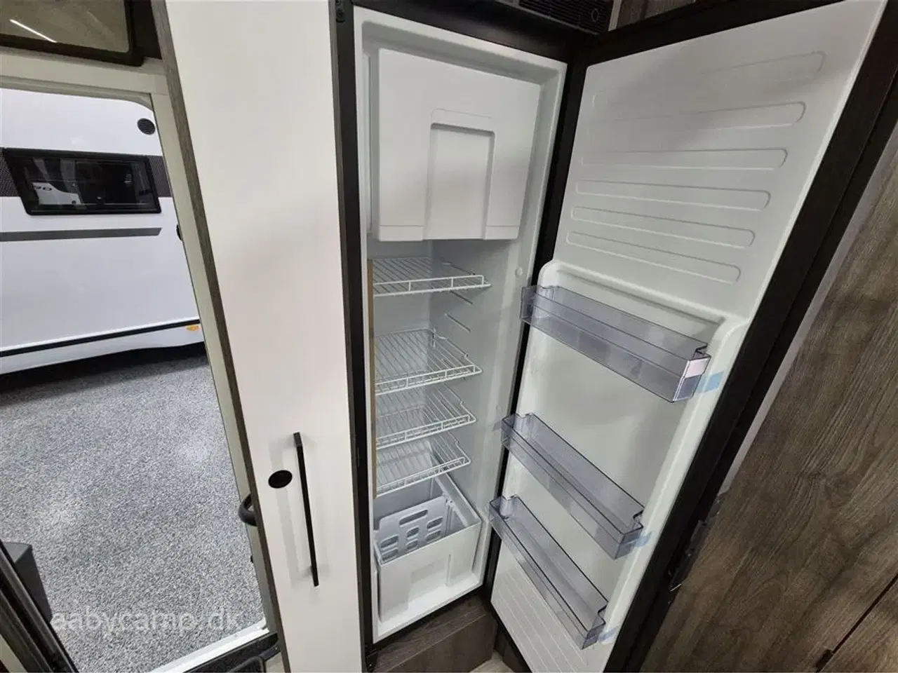 Billede 11 - 2026 - Benimar Tessoro 488 Top udstyret Benimar