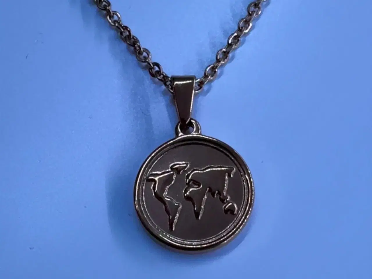 Billede 7 - Halskæder sælges