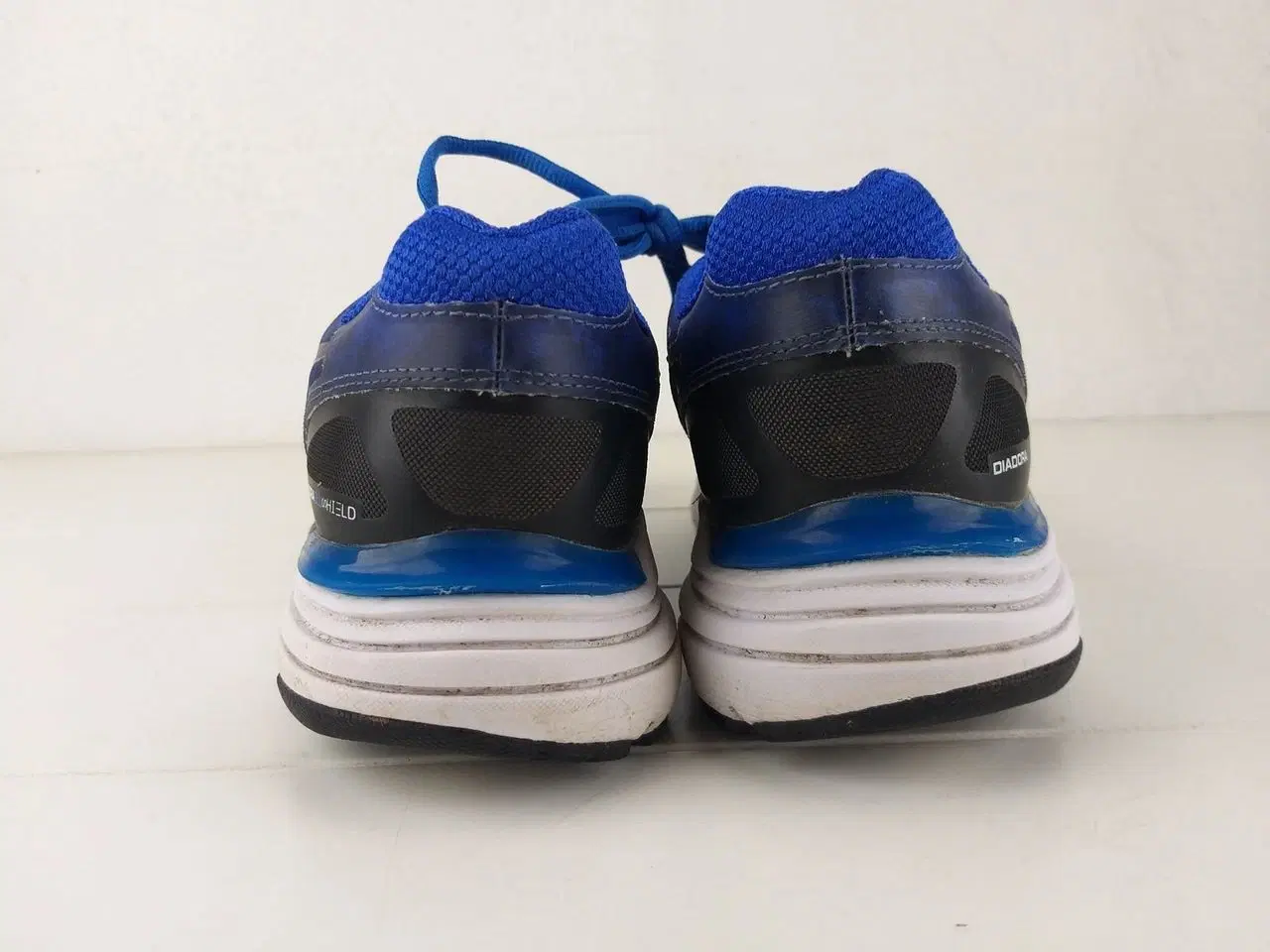 Billede 4 - Løbesko Diadora Blushield