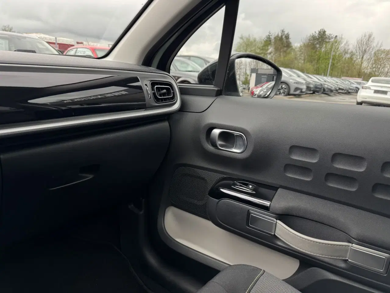 Billede 17 - Citroën C3 1,2 PureTech VTR Attaque start/stop 82HK 5d
