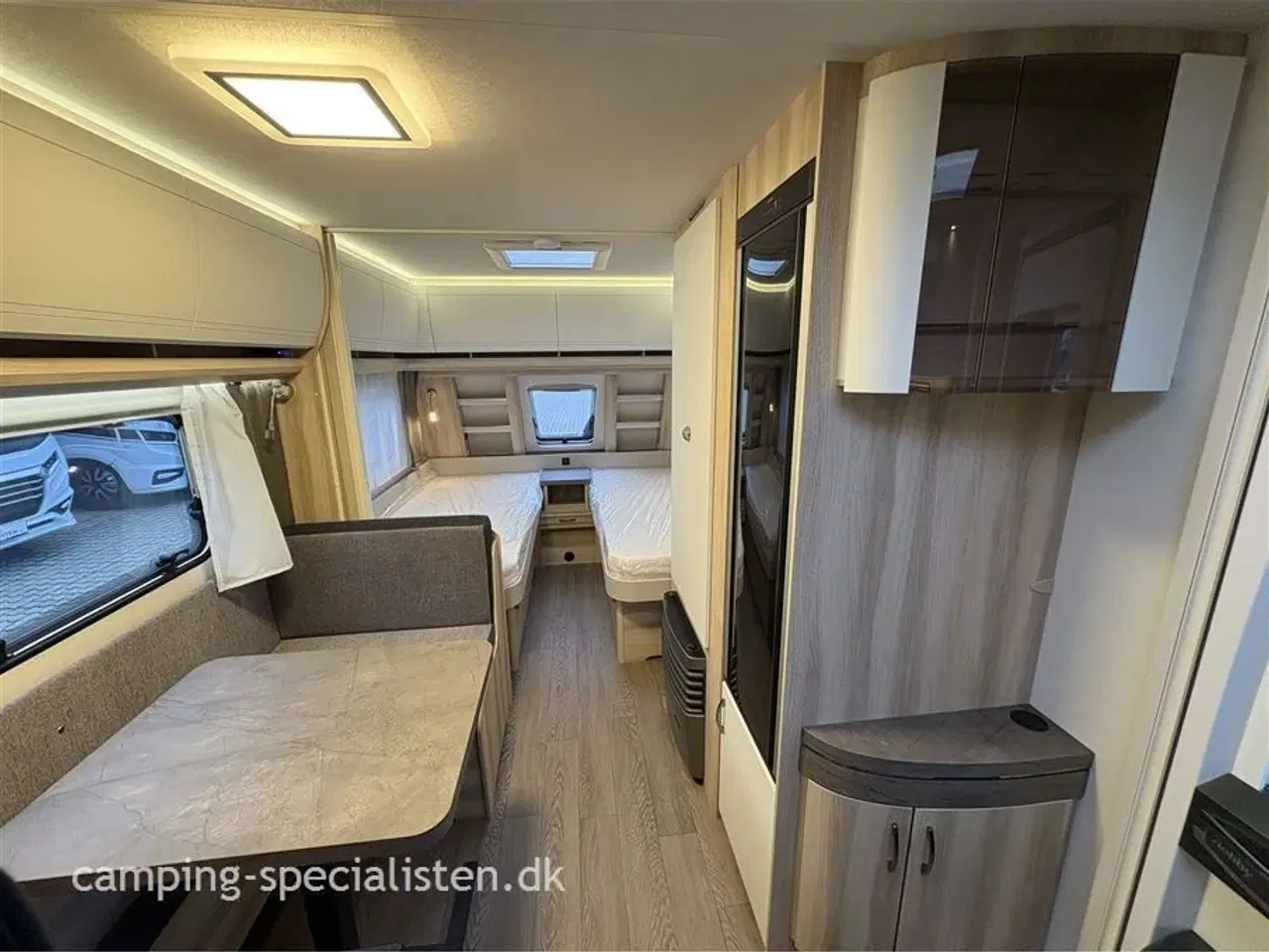 Billede 9 - 2026 - Hobby De Luxe 460 SL   2026 Hobby De Luxe 460 SL DK LINE - se den nu hos Camping-Specialisten.dk