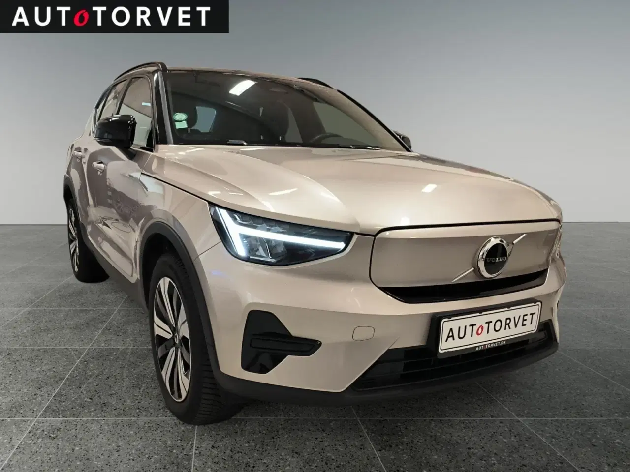 Billede 2 - Volvo XC40  P6 ReCharge Core