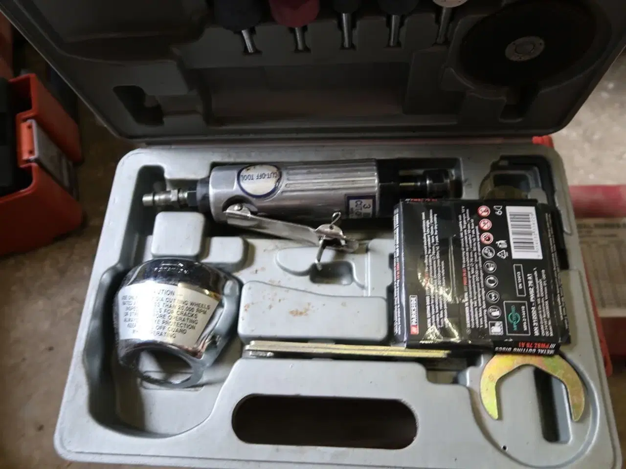 Billede 2 - Trykluftværktøj, kompressionstester BILTEMA m.m.