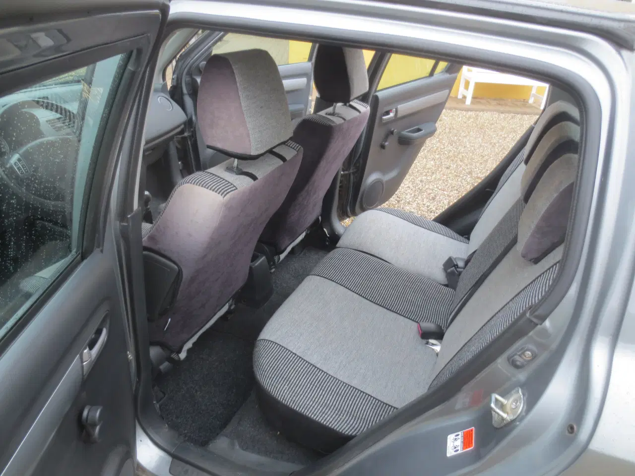 Billede 13 - Suzuki Swift 1.5 i 5 Døres, Synet 