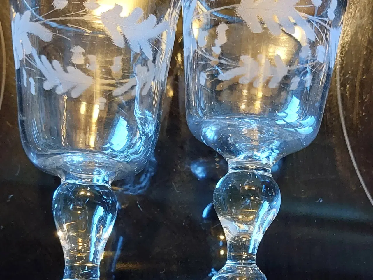 Billede 1 - ANTIKKE EGELØV GLAS 