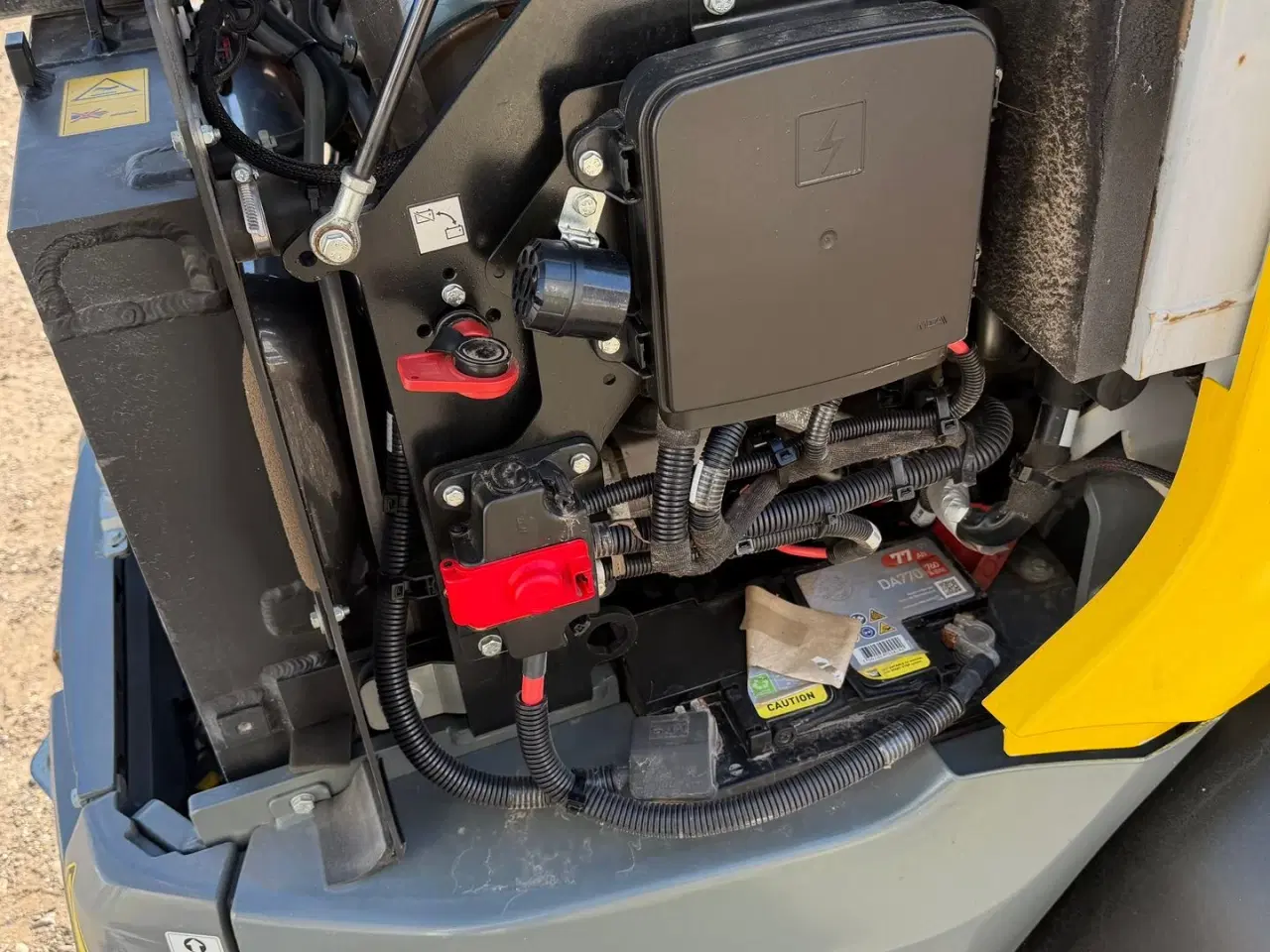 Billede 10 - Weidemann 1390 Kun 300 timer, 45 HK Yanmar motor