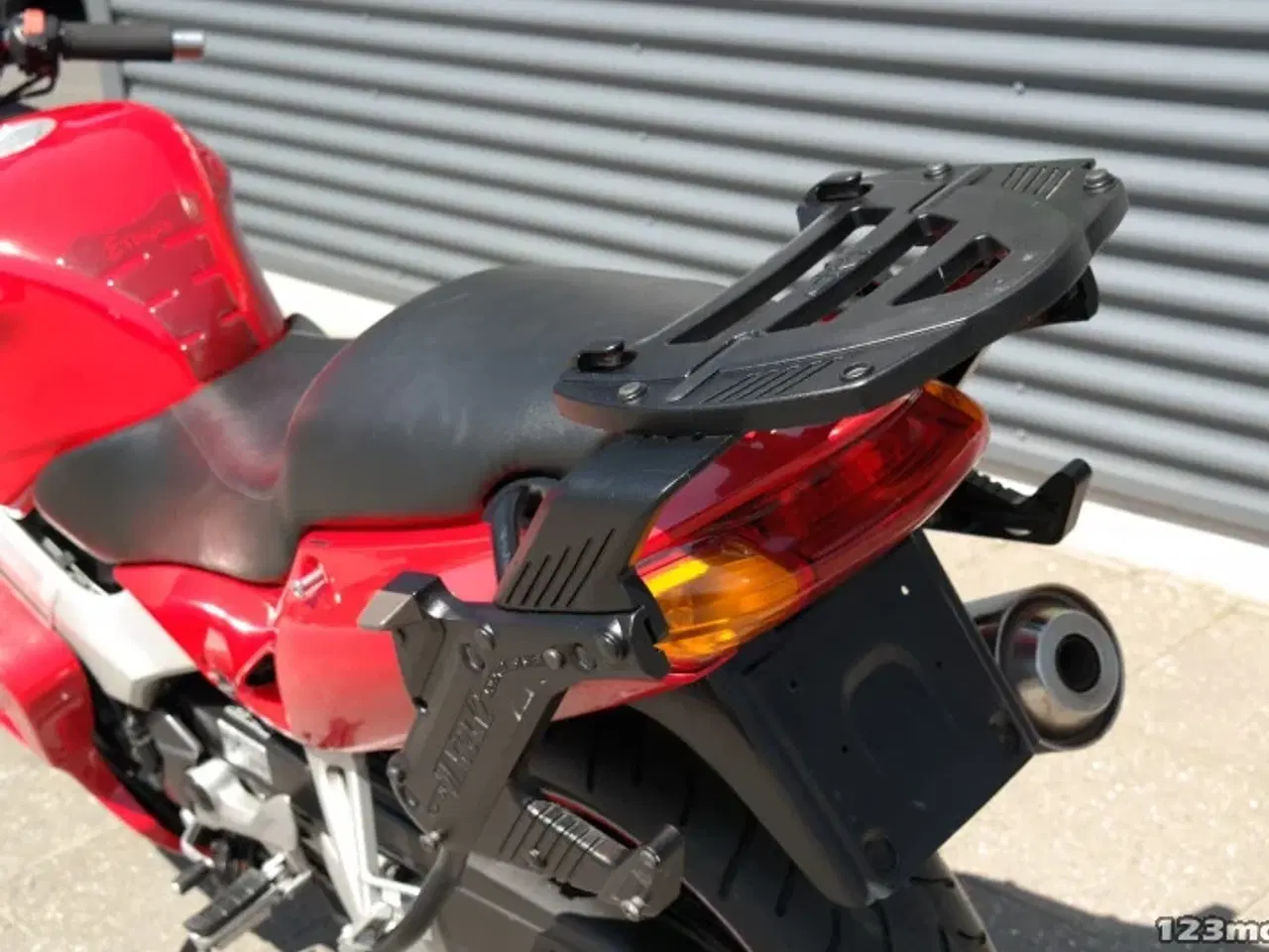 Billede 27 - Honda VFR 800 F MC-SYD       BYTTER GERNE