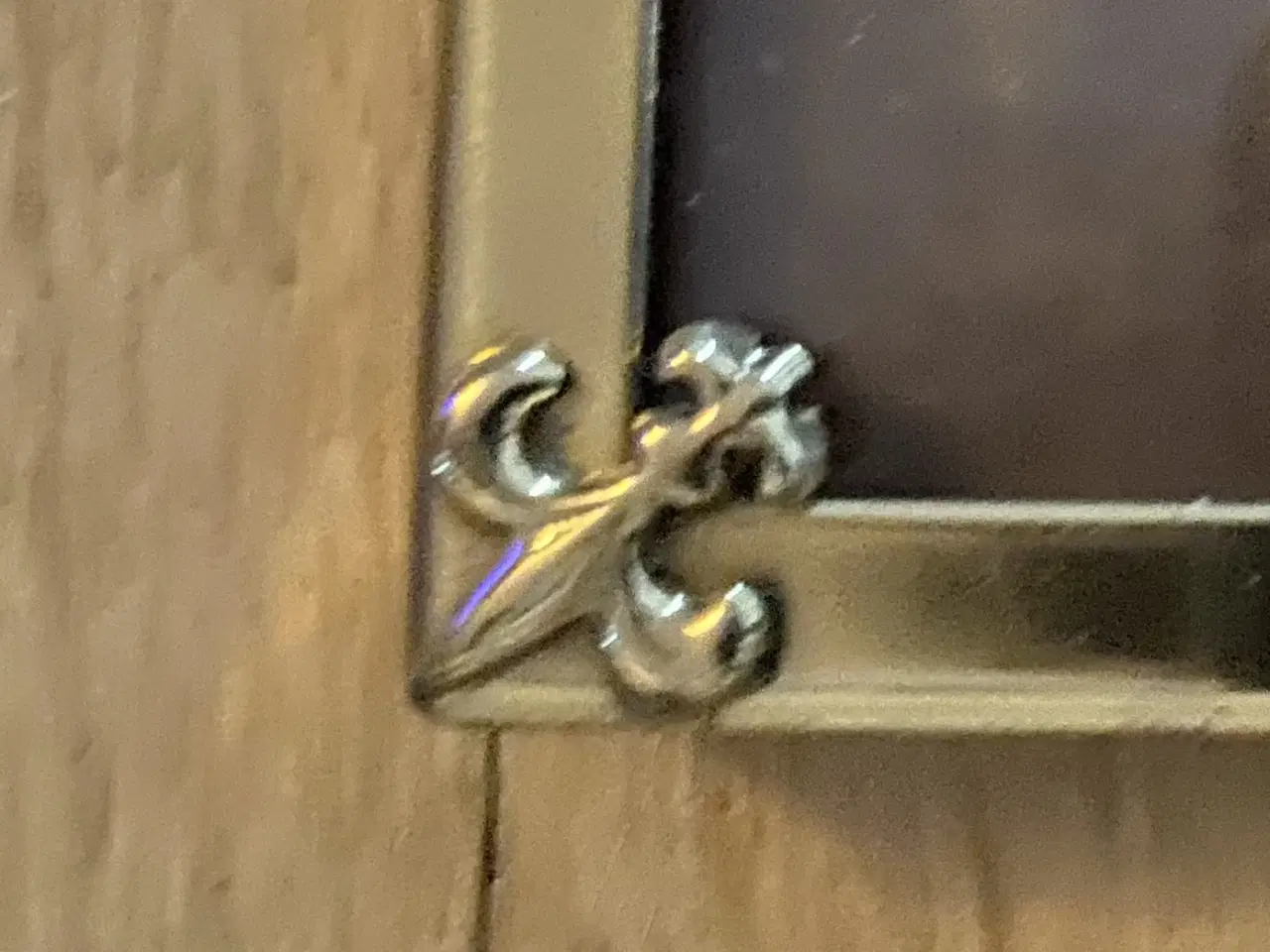 Billede 2 - Ældre billedramme med “guld” kant