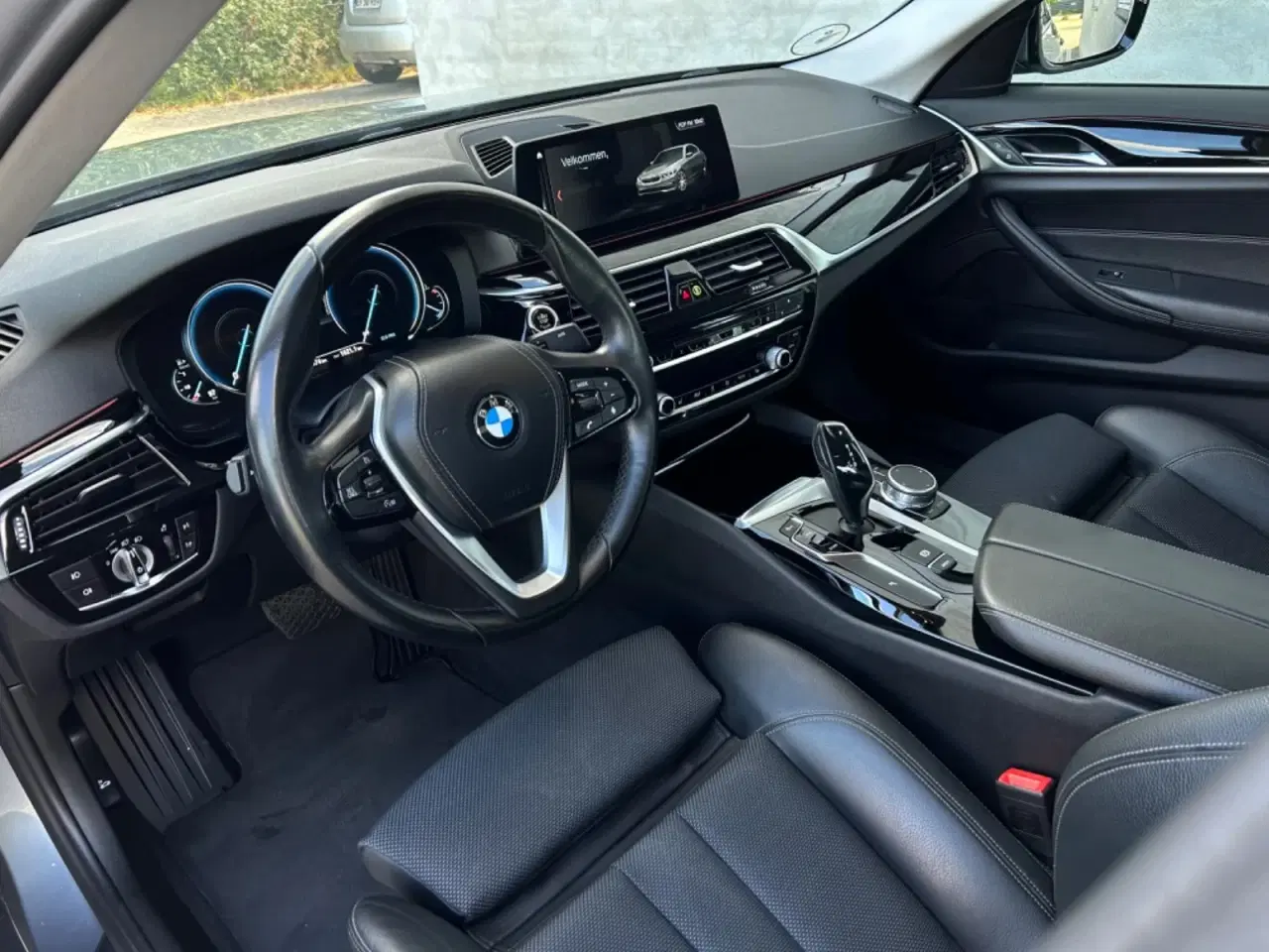 Billede 2 - Superflot 5-serie, skadefri garagebil