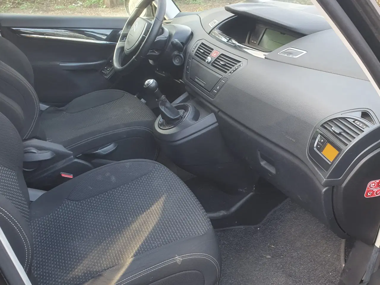 Billede 4 - Citroën  c4 1,6 benzin 7 person træk 289000km 2011