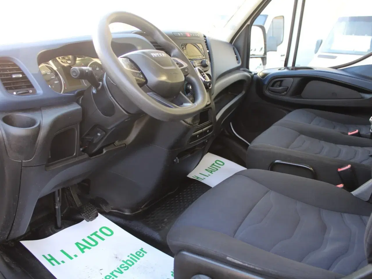 Billede 3 - Iveco Daily 2,3 35S14 Alukasse m/lift AG8