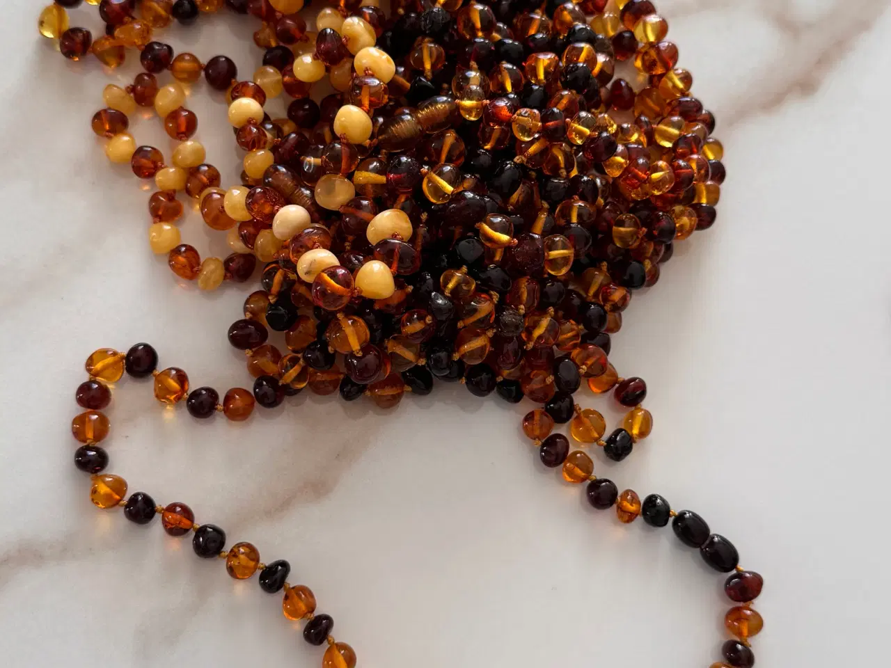 Billede 7 - For mange ravfarver, specialstykker og håndlavede