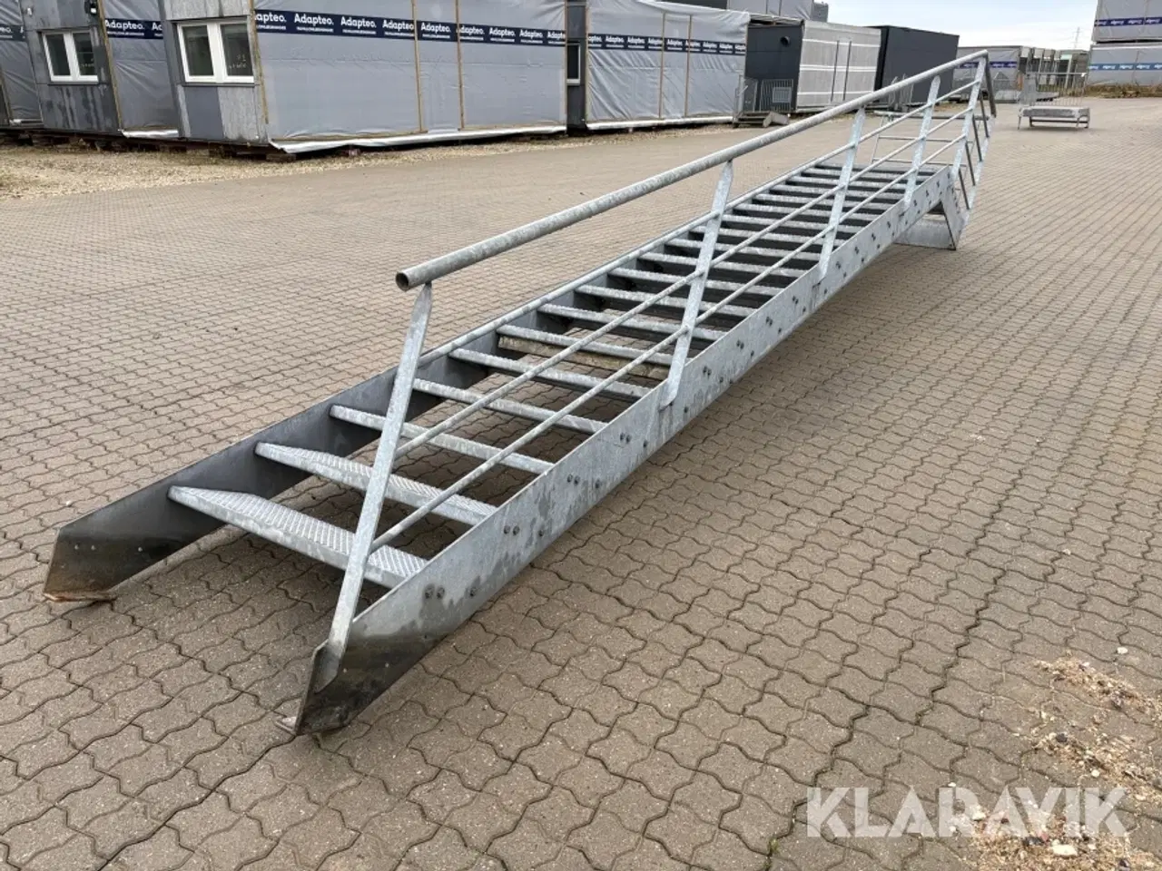 Billede 3 - Trappe med repos