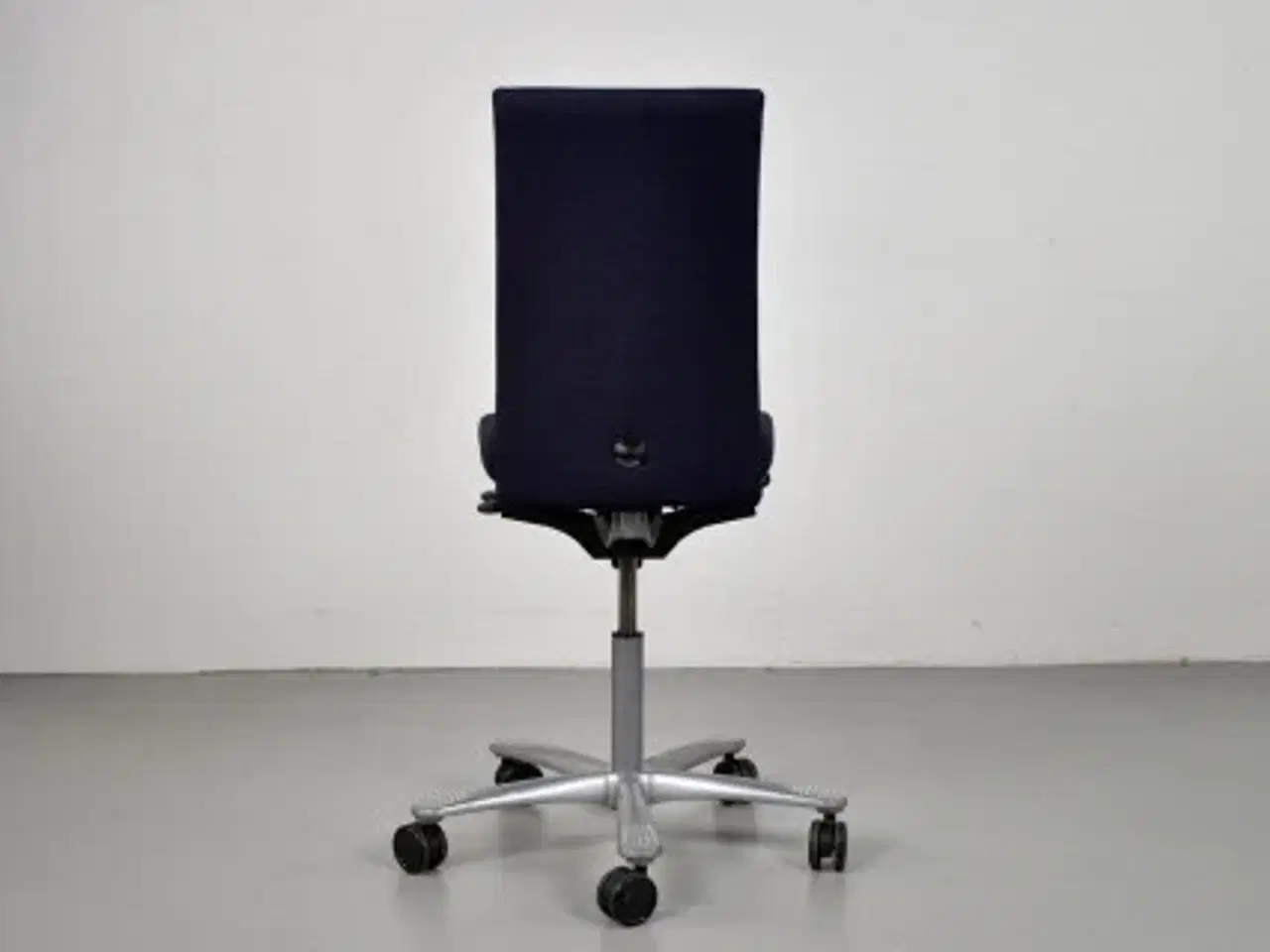 Billede 3 - Häg h04 credo kontorstol med sort/blå polster, høj ryg og grå stel
