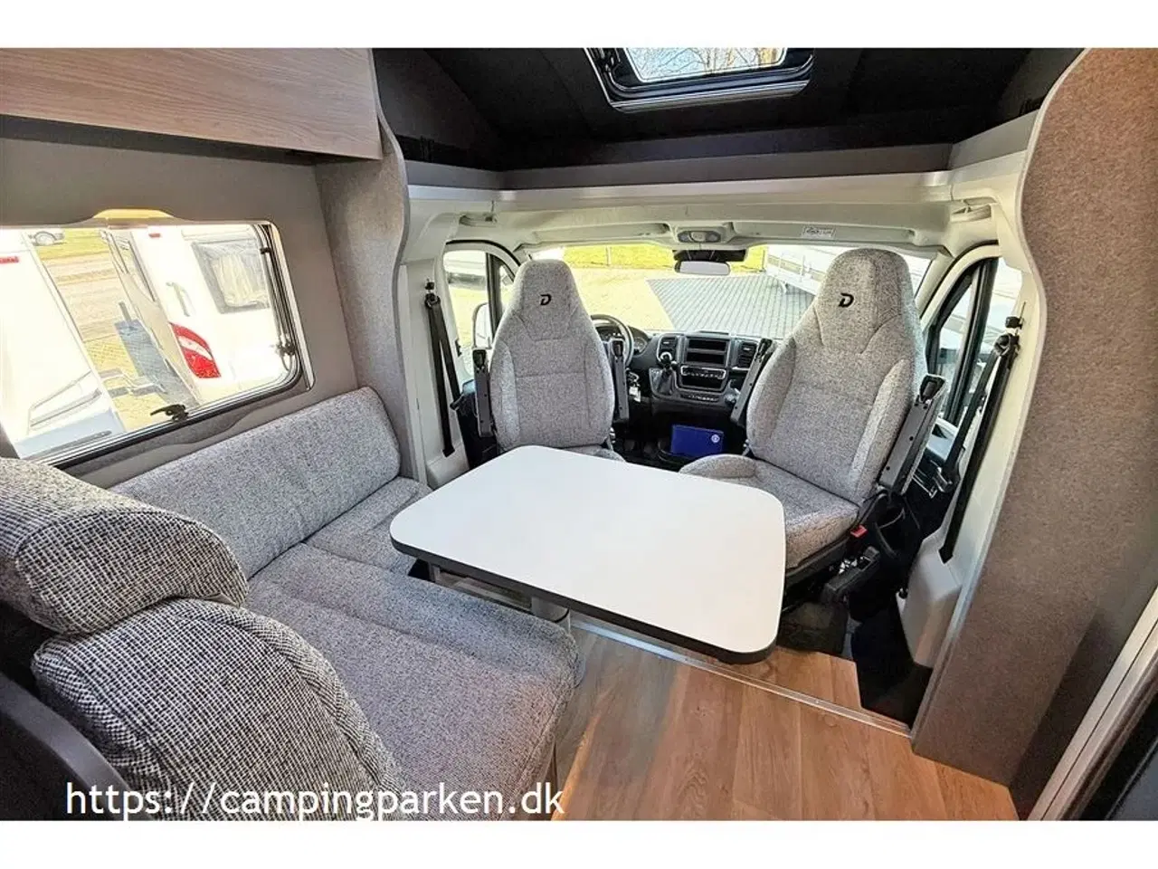 Billede 7 - 2025 - Dethleffs Trend T 6617 EB   Super flot, nyudviklet Dethleffs Trend, automatgear, lave enkeltsenge, 6,71 m lang