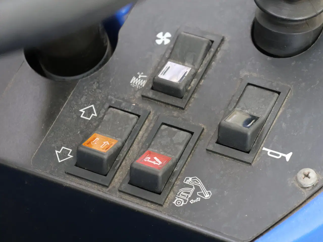 Billede 9 - Nilfisk floortec R870 fejemaskine