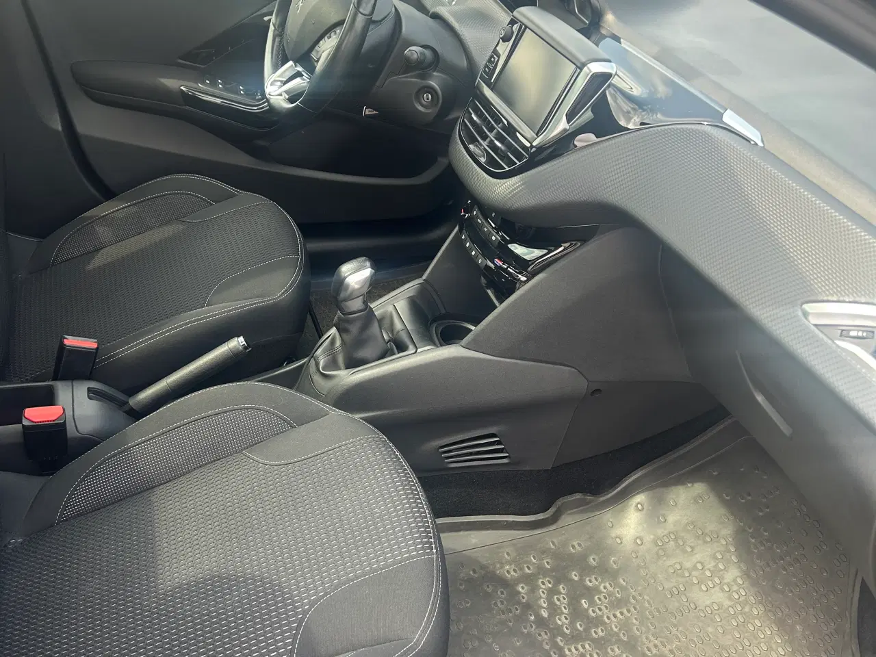 Billede 8 - PEUGEOT 208 1,6 BlueHDI Selektion Sky.