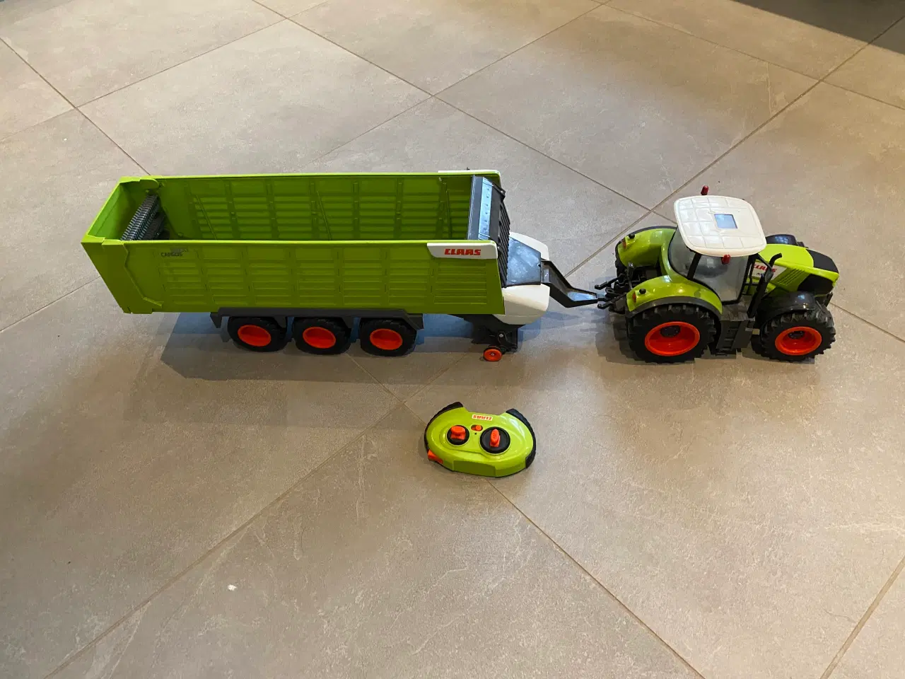 Billede 2 - Bruder fjernstyret traktor med vogn